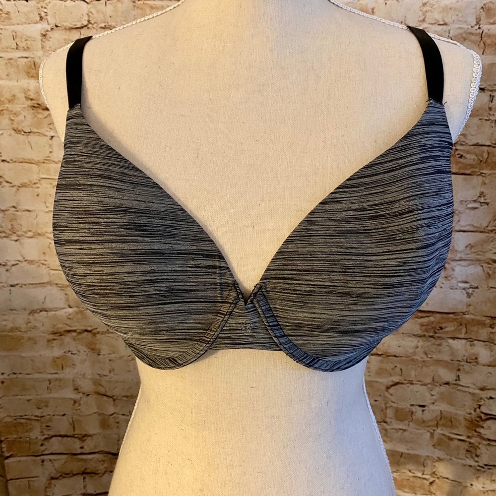 NWOT Victorias Secret Uplift Semi Demi